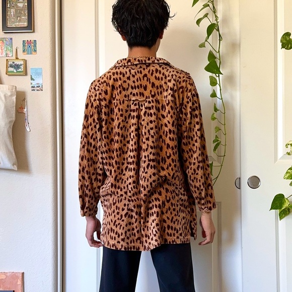 Vintage Leopard-Print LizSport Button-Up Top - Picture 4 of 7
